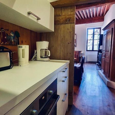 Appartamento Le Rousseau Annecy Esterno foto