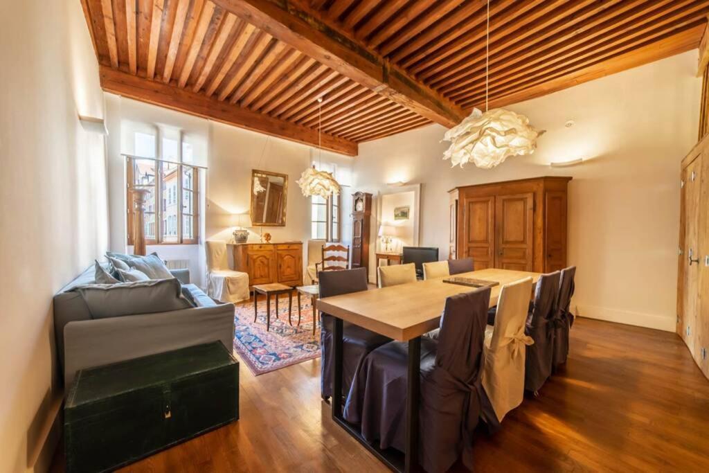 Appartamento Le Rousseau Annecy Esterno foto